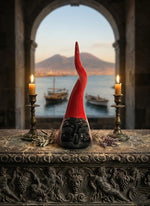 Corno Grande con Maschera Pulcinella-Artigianale in Ceramica Fatta a Mano.Idea regalo scaramantico.Portafortuna.