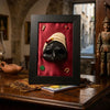 Quadro Scaramantico Artigianale - Maschera Pulcinella in Ceramica su Seta Rossa - Cornice Nera - Portafortuna Napoletano con Simboli Tradizionali - Fatto a Mano