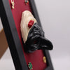 Quadro Scaramantico Artigianale - Maschera Pulcinella in Ceramica su Seta Rossa - Cornice Nera - Portafortuna Napoletano con Simboli Tradizionali - Fatto a Mano