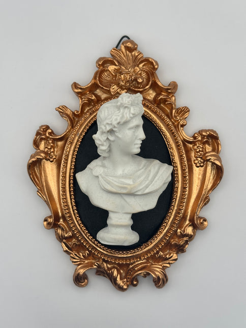 Busto di Apollo in Rilievo in Cornice Barocca - Decorazione Artigianale Fatta a Mano