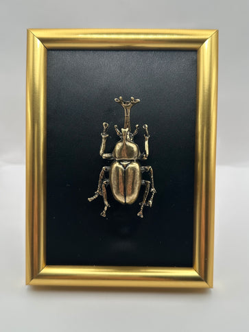 Quadro 3D Scarabeo Ercole in Cornice Verticale Oro – Fatto a Mano, Decorazione Appesa/Mensola