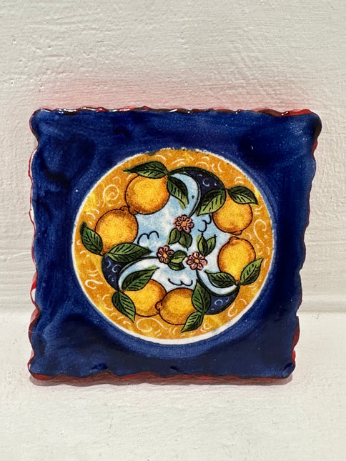 Francobollo Calamitato in Ceramica - Decoro Limoni Dipinto a Mano (6x6 cm)