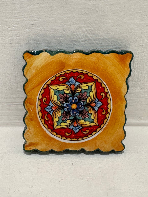 Francobollo Calamitato in Ceramica - Decoro Maioliche Dipinto a Mano (6x6 cm)