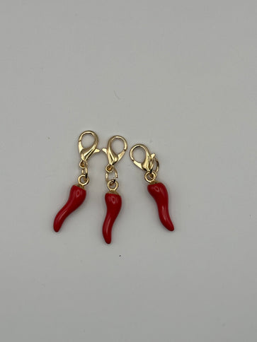 Set 3 Cornicelli Rosso Portafortuna - Ciondolo in Metallo con Gancetto Oro