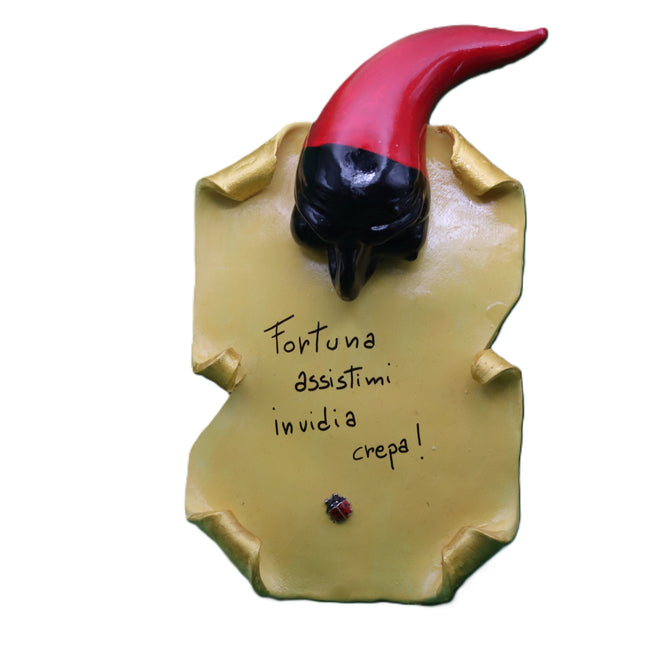 Pergamena Portafortuna in Ceramica con Pulcinella e Corno – Personalizzabile