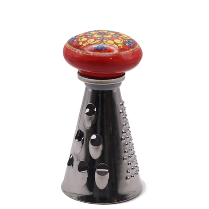 Grattugino "Tappo d'Arte" – L'Utensile che Arreda la Tua Tavola.Idea originale regalo o bomboniera.