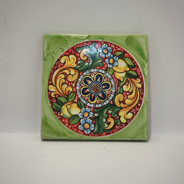 Mattonella Decorativa in Ceramica Fatta a Mano – Tema Maioliche