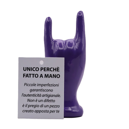 Mano Corna Portafortuna in Ceramica – Il fascino della tradizione napoletana