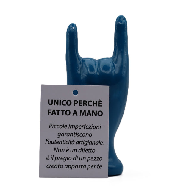 Mano Corna Portafortuna in Ceramica – Il fascino della tradizione napoletana