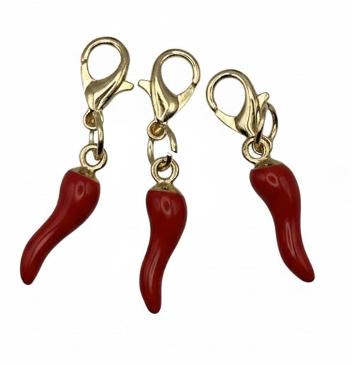 Set 3 Cornicelli Rosso Portafortuna - Ciondolo in Metallo con Gancetto Oro