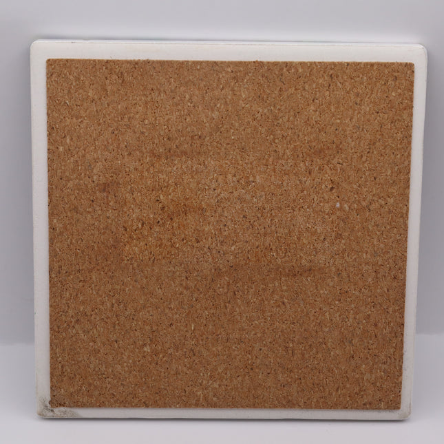 Sottobottiglia e segnaposto artigianali in ceramica 10x10 con retro in sughero. Raffiguranti Pulcinella in 3 varianti. Perfetti per la tua tavola o come idea regalo napoletana.