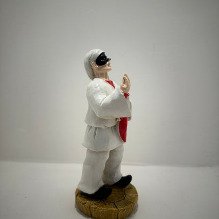 Statua Pulcinella in Resina con Corno Portafortuna - Artigianato Napoletano