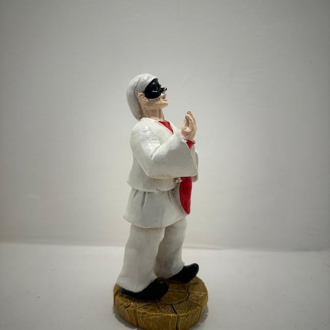 Statua Pulcinella in Resina con Corno Portafortuna - Artigianato Napoletano