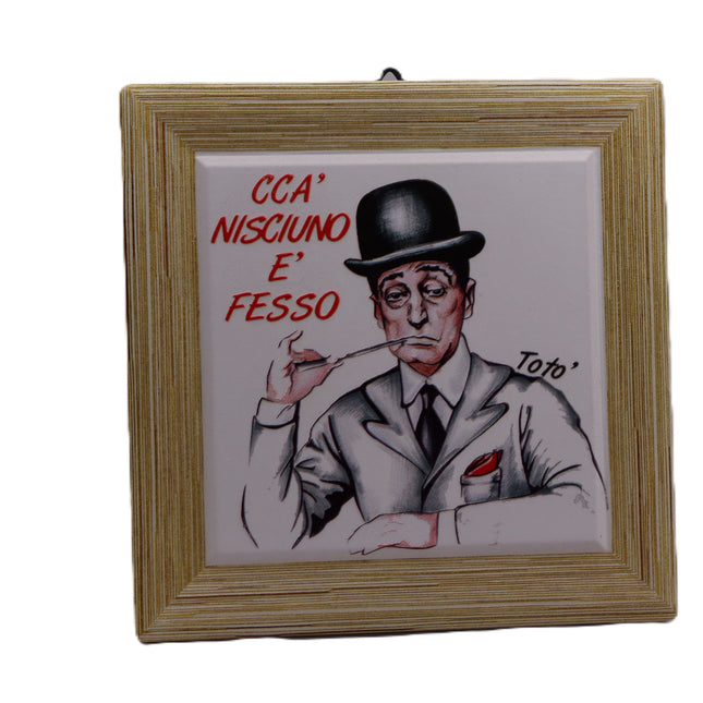 Quadretto Totò in Legno e Ceramica, Cornice da Appoggio e Parete, Piastrella con Frasi Storiche Totò, Regalo Artigianato Italiano Vintage