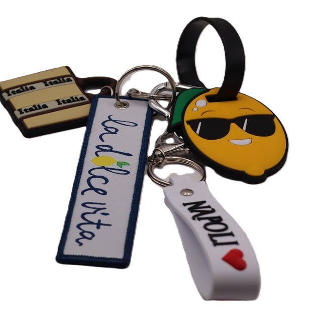 Charm Napoli "La Dolce Vita" con Limone, Ciondolo per Borsa Souvenir Italiano in Gomma,portachiavi-Regalo Tradizione Napoletana