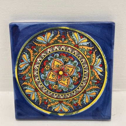 Mattonella Decorativa in Ceramica Fatta a Mano – Tema Maioliche