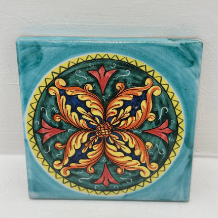Mattonella Decorativa in Ceramica Fatta a Mano – Tema Maioliche