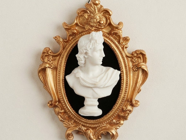 Busto di Apollo in Rilievo in Cornice Barocca - Decorazione Artigianale Fatta a Mano