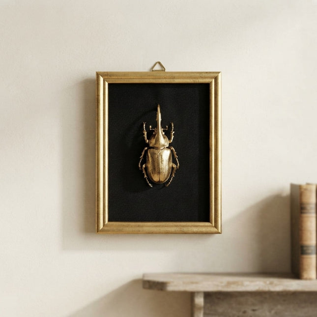 Quadro 3D Maggiolino Rinoceronte in Cornice Verticale Oro – Fatto a Mano, Decorazione Appesa/Mensola