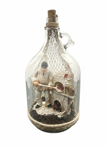 Pulcinella e l'Arte Bianca – Scena Artigianale con Forno a Legna in Damigiana